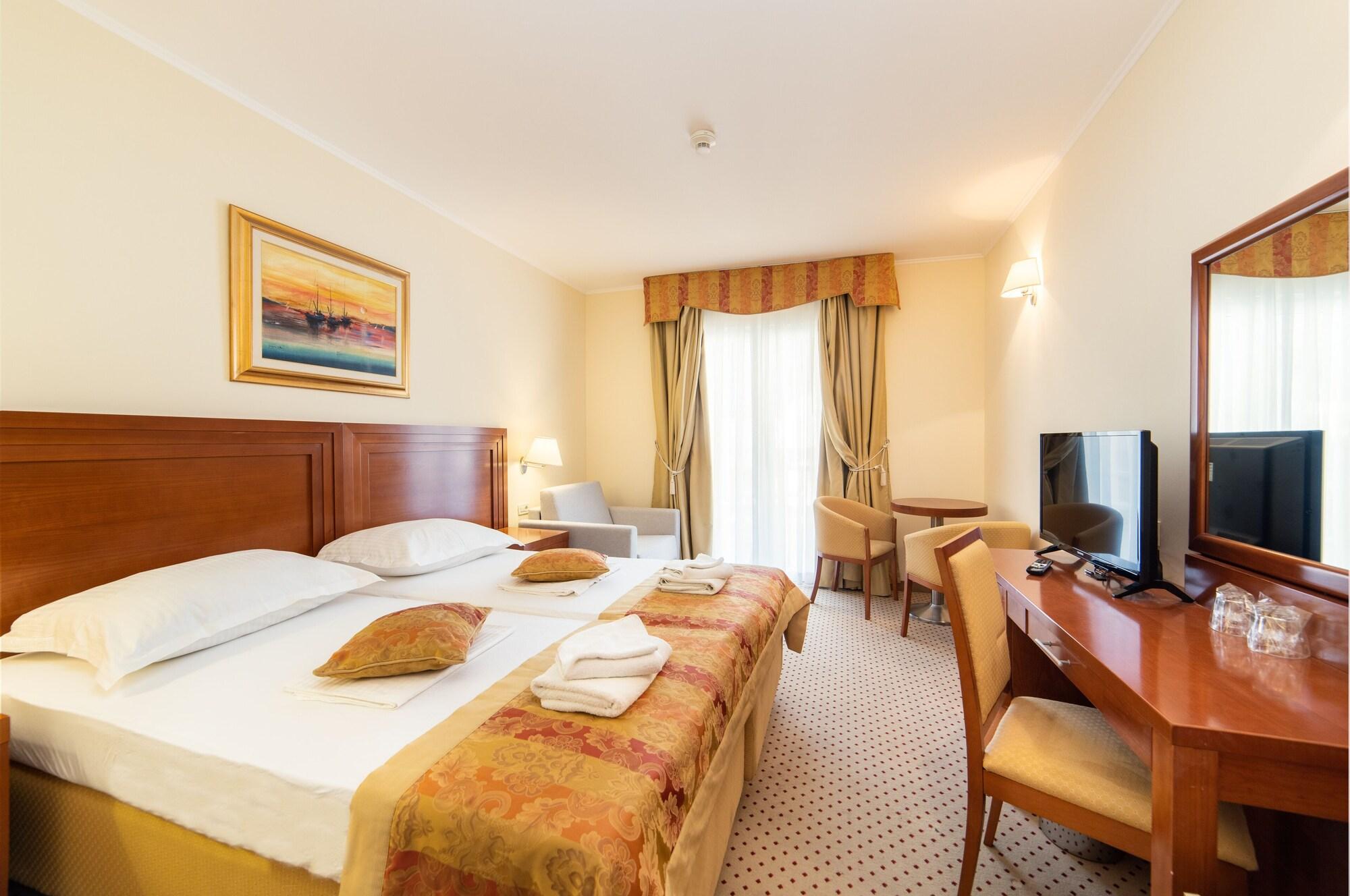 Hotel Bella Vista Drvenik  Ngoại thất bức ảnh
